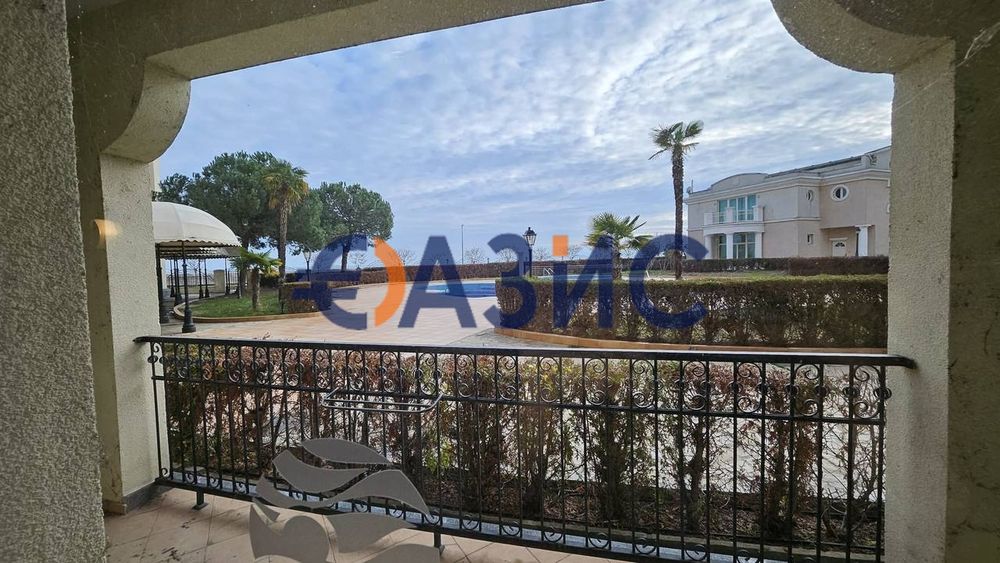 Апартамент с 1 спалня, в Сансент Ризорт, България, Поморие, 88 м2,