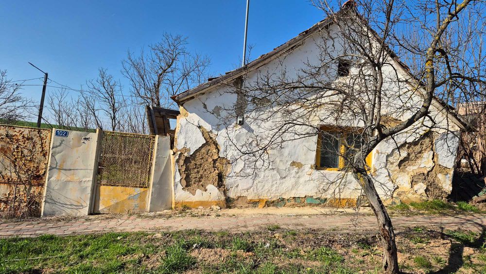 Casă de vanzare Carani
