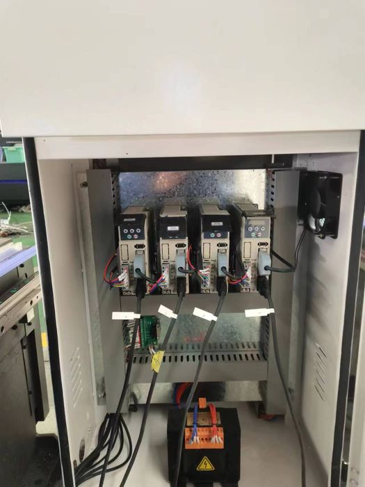 фрезерный гравировальный станок с чпу