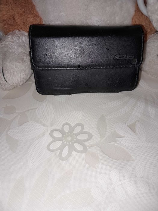 Смартфон ASUS ,б\у Смартфон HUAWEI Y5C