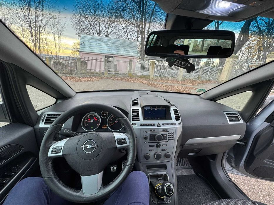 OPEL ZAFIRA B 2008 - 1.9 CDTI 150 CP
