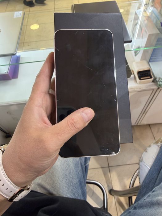 Samsung S22 plus 256 gb