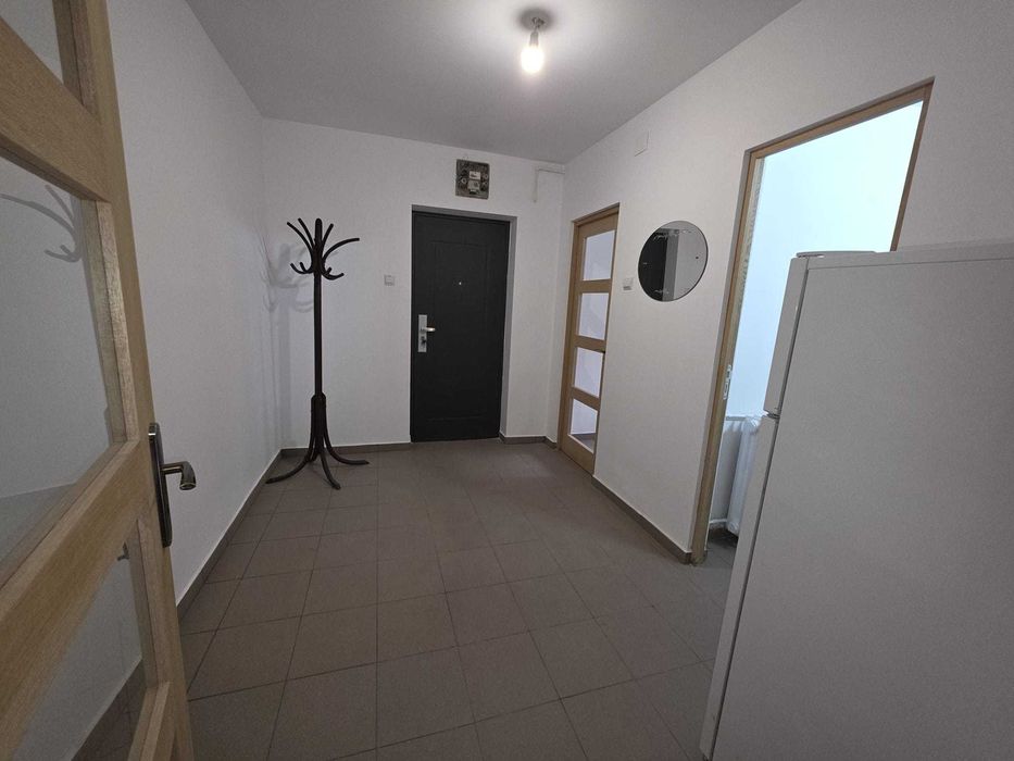 Garsoniera de închiriat