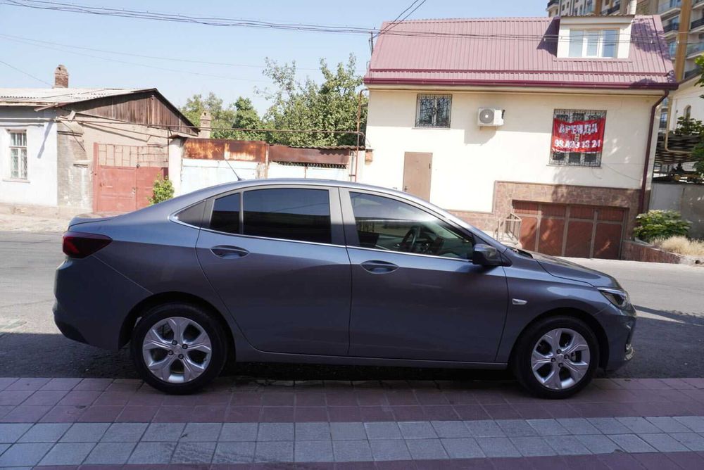 Chevrolet Onix Premier 2 PLUS