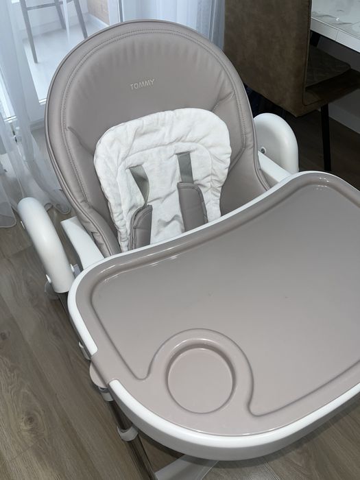 Детский стульчик для кормления