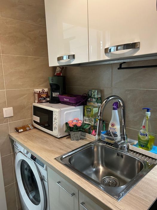 Vând apartament în Craiova,Valea Roșie în spate la Dacia 0759368963