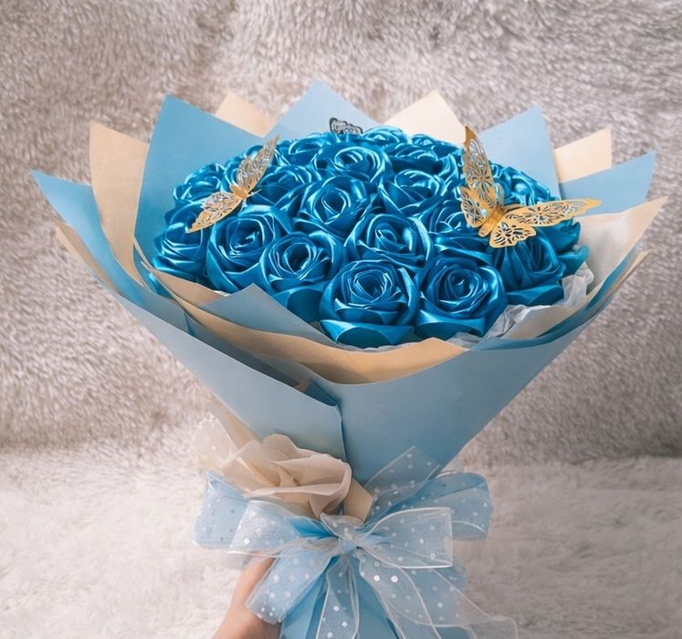 Атласные розы на заказ