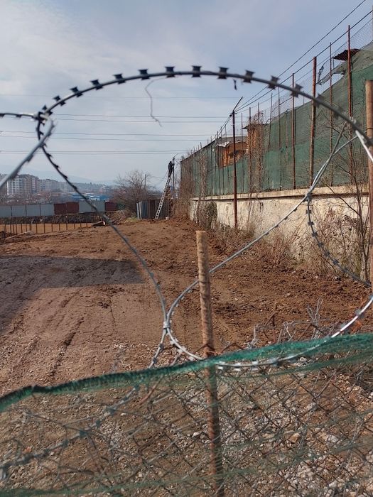 Дава се под наем Гараж / Паркомясто в София, Овча купел 1 - 630 кв.м за 408 € - Снимка #1