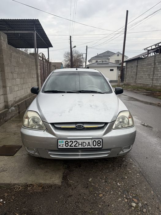 Kia Rio 2004  (универсал)