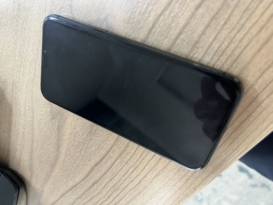Продаётся Iphone 11 pro 256GB