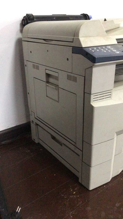 На запчасти принтер Panasonic