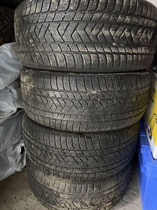Set 4 anvelope Iarna Pirelli  275/45/21