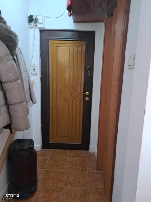 Apartament 2 camere, etaj 4, mobilat, Oradea
