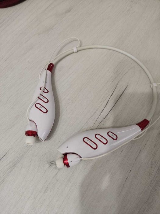 Беспроводные наушники