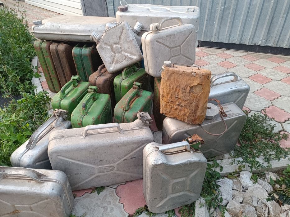 Канистры металлические