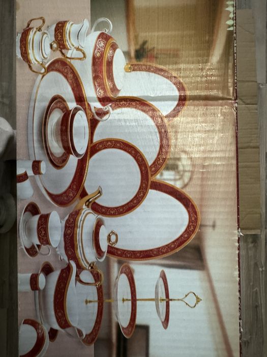 Чайно-столовый сервиз из фарфора