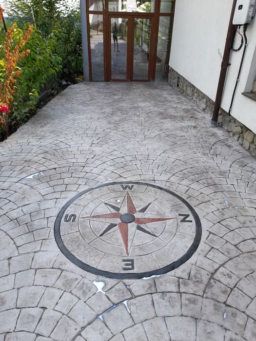 Pavaje din beton amprentat si vertical