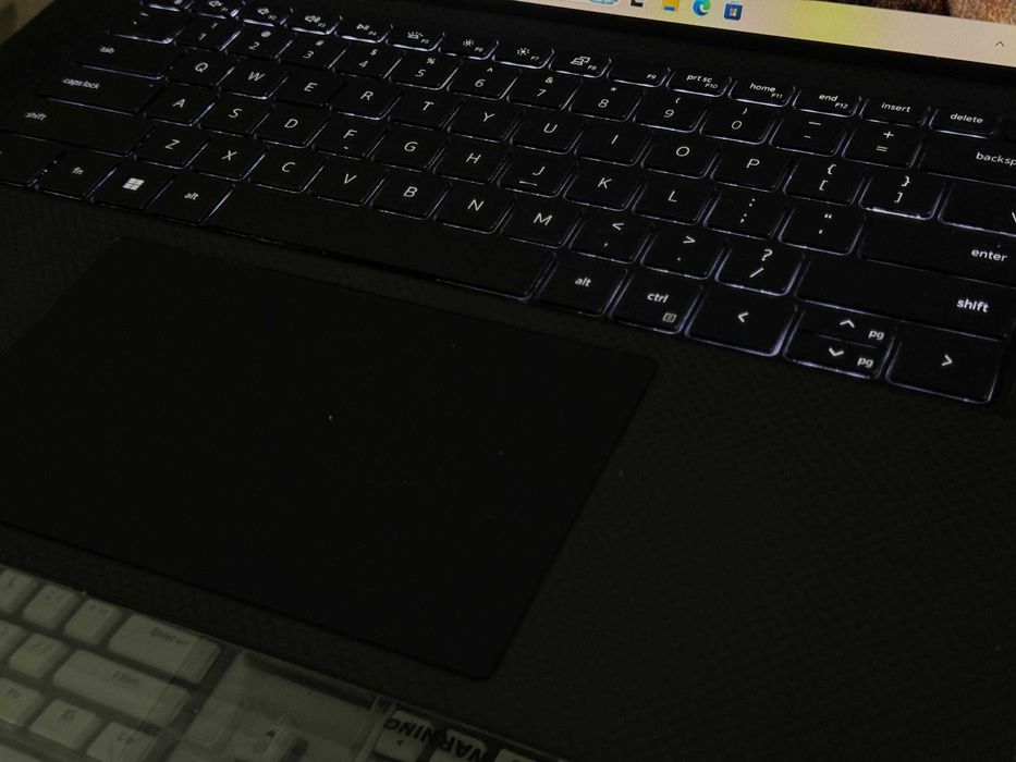 Ultrabook DELL Precision 5560 i7-11850H ram 16 ssd 256 RTX A2000 4gb