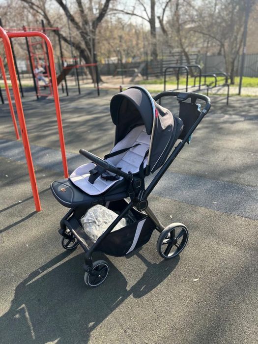 Продается коляска в хорошем состоянии