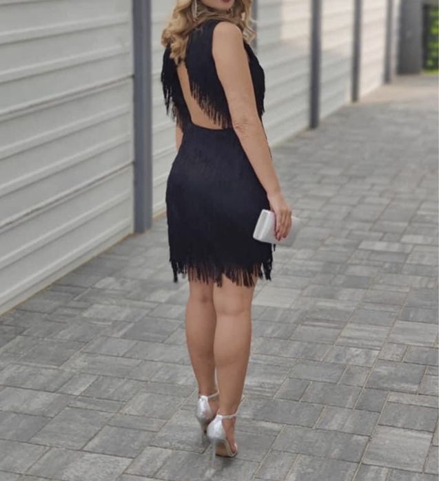 Rochie franjuri neagra
