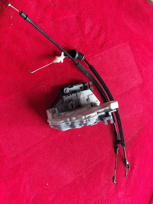 Yala  originala  VW Passat B6,  stânga fata