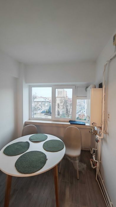 Apartament 3 camere,ultracentral,prima inchiriere