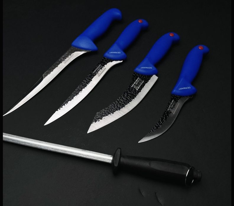 SET Macelarie Black Edition 5 piese
profesionale fier forjat