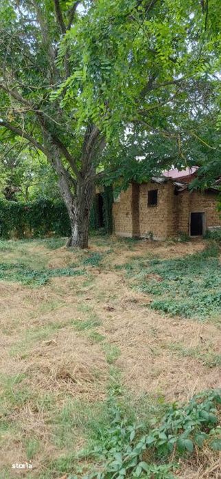 Teren cu deschidere mare 30 m