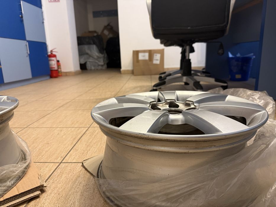 Vand jante aliaj  (16)  VW ( Bettle,Bora,Golf 4)  originale