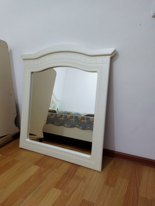 Продам новое красивое зеркало