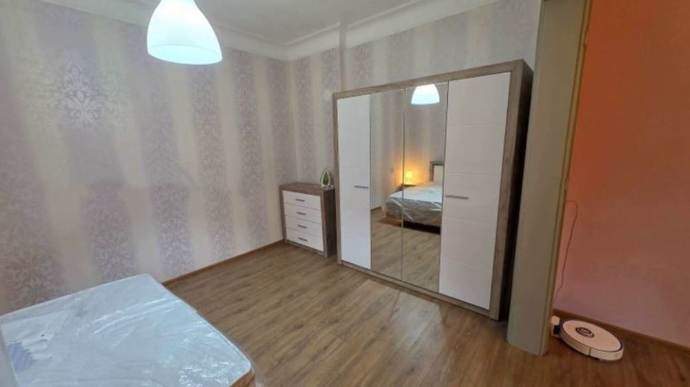 Двустаен апартамент под наем в Центъра