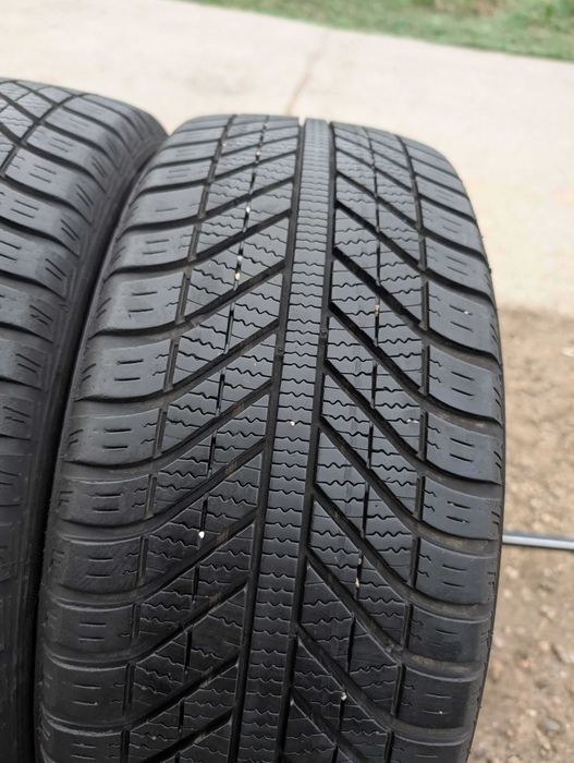 205/55 R16 • All Season • Goodyear Vector 4Seasons 94V | 2 buc | Pret/buc