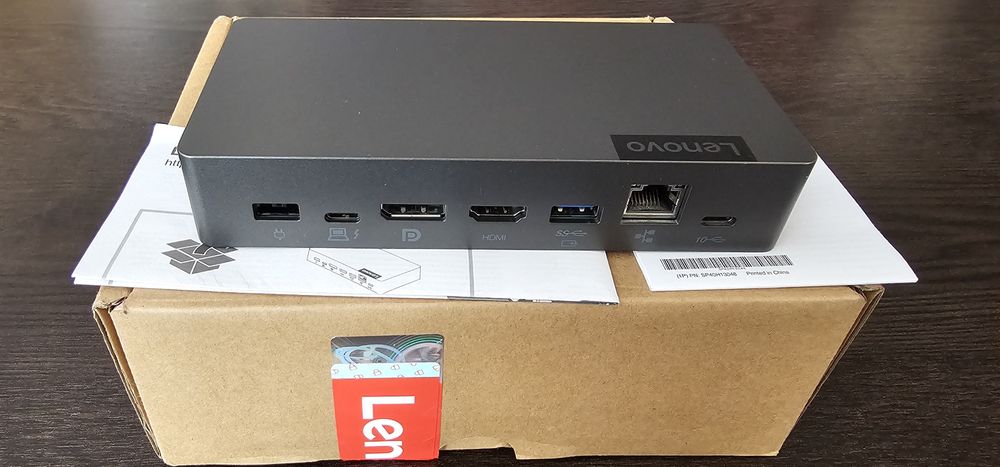 Нова докинг станция Lenovo Thunderbolt 3 Essential Dock 40AV0135EU