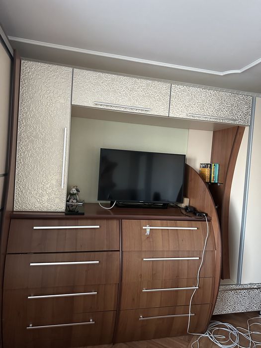 Продам шкафы 6 метров