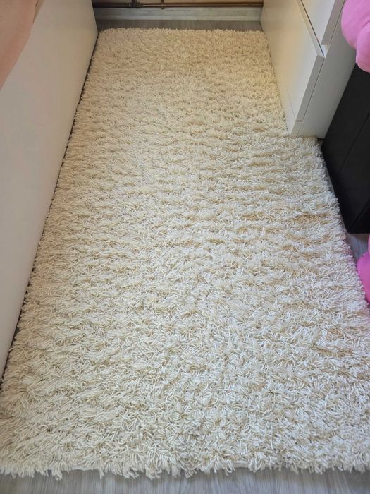 Пътеки шаги бели