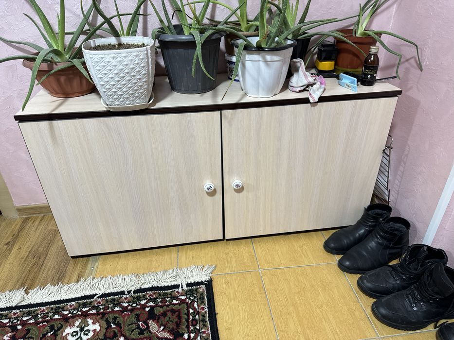 Продается обувной шкаф-тумба в идеальном состоянии