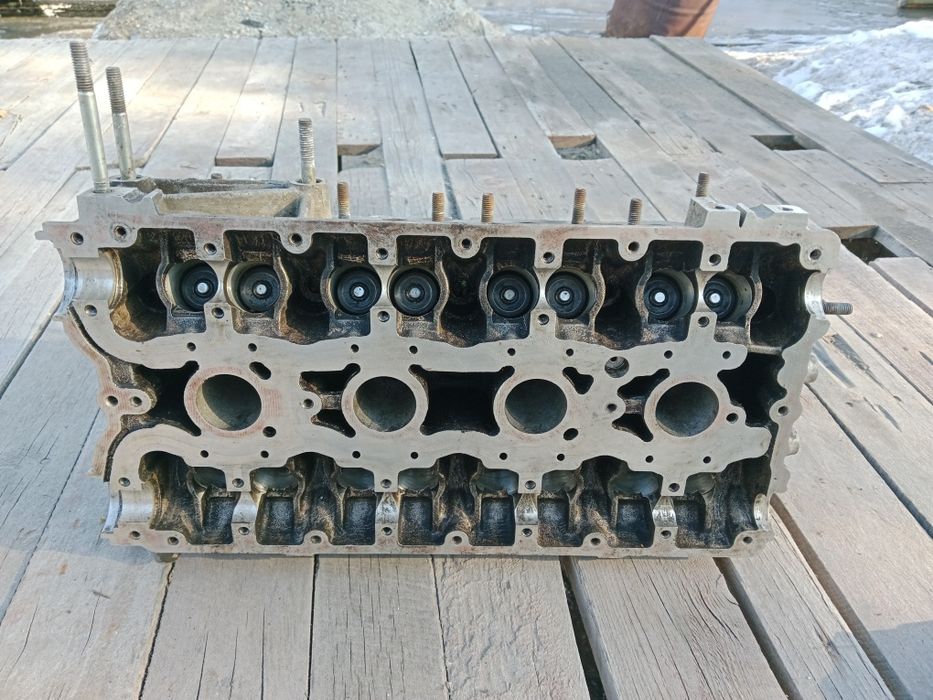 Продам головка 16клапан