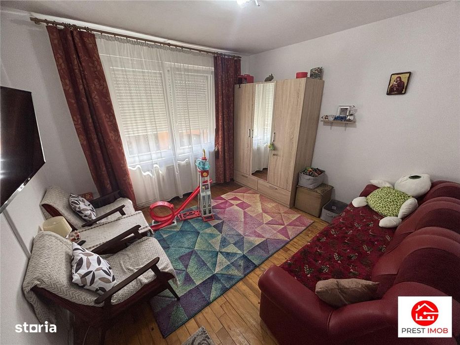 Apartament cu doua camere de inchiriat in Unirii — fotografia 1