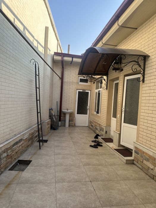 Chorsu Eski shahar 1sotix Uy 95.000$ Srochna SOTILADI