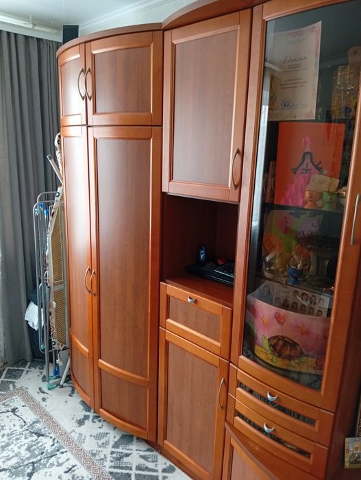 Стенка для гостиной.