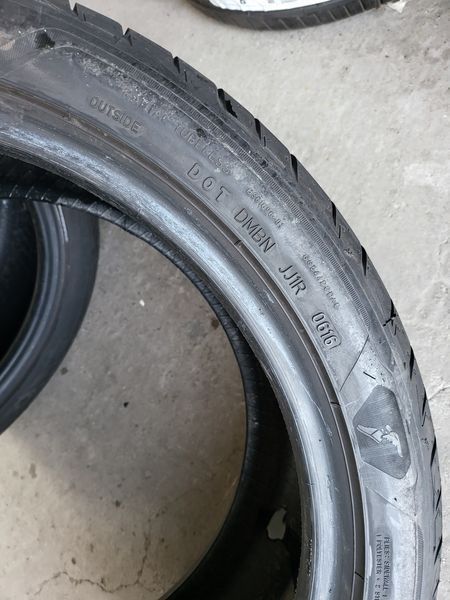 275/35/19//245/40/19 Goodyear Runflat