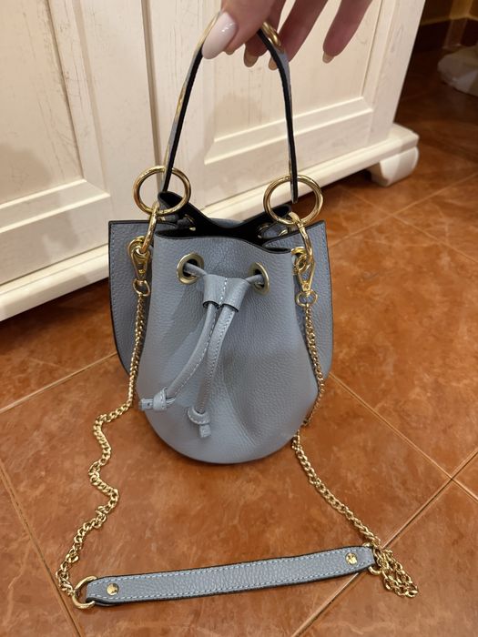 Сумочка из натуральной телячьей кожи. Новая . Италия .