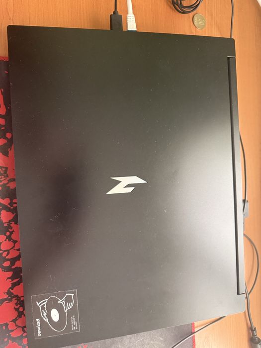 Acer Nitro V16 AMD RYZEN 5 RTX 4060  16 GB RAM 1 TB