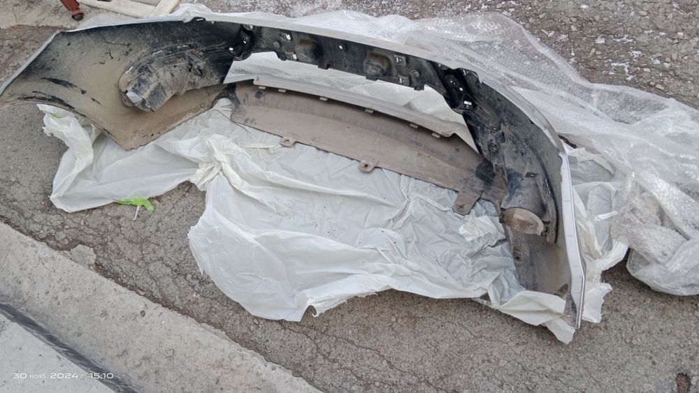 Продам бампер лада гранта фл