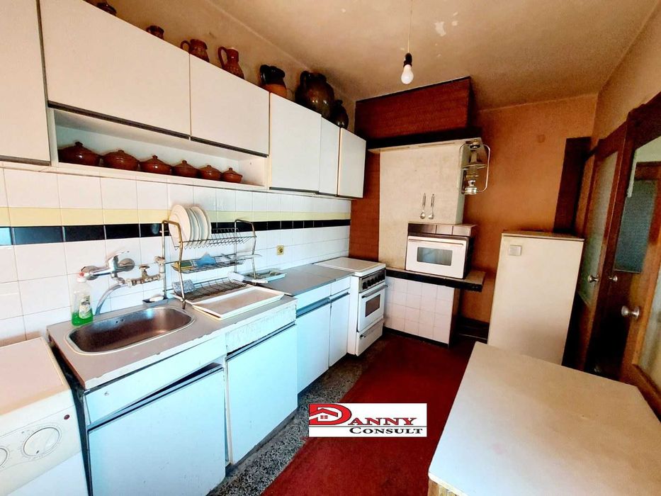 Продава се Многостаен апартамент в Велико Търново, Акация - 144 кв.м за 496 €/кв.м - Снимка #2