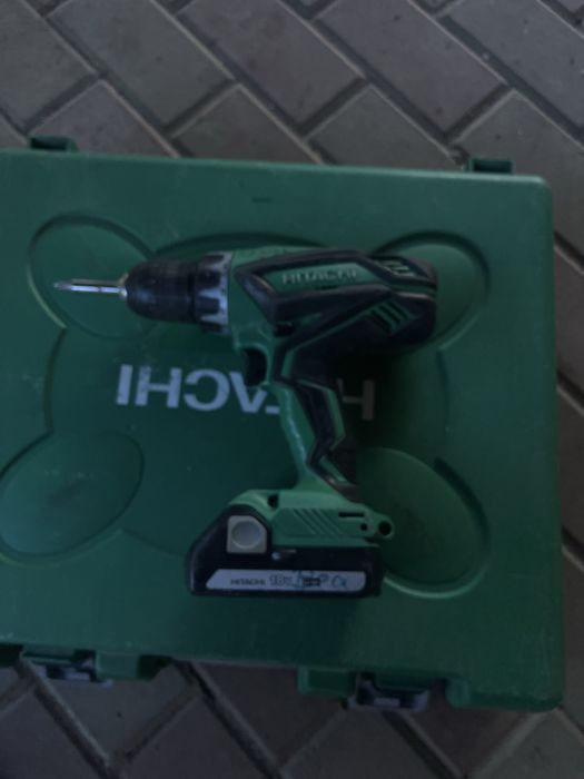 Filetanta bormasina Hitachi