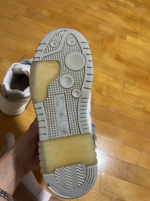 Off-White Out Off office