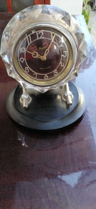 vand   ceas   rusesc    nefunctional   pret  110  lei