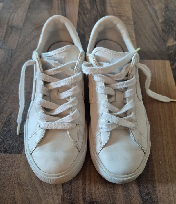 Кроссовки Nike оригинал размер 36