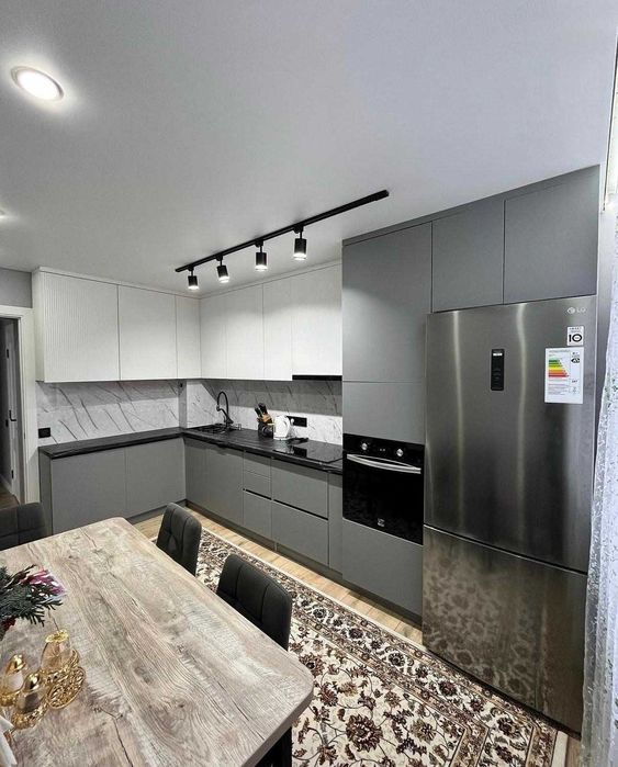 Продам 2 ком квартира РН ДСР